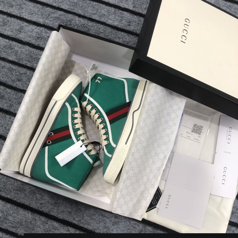 G*u*i casual shoes